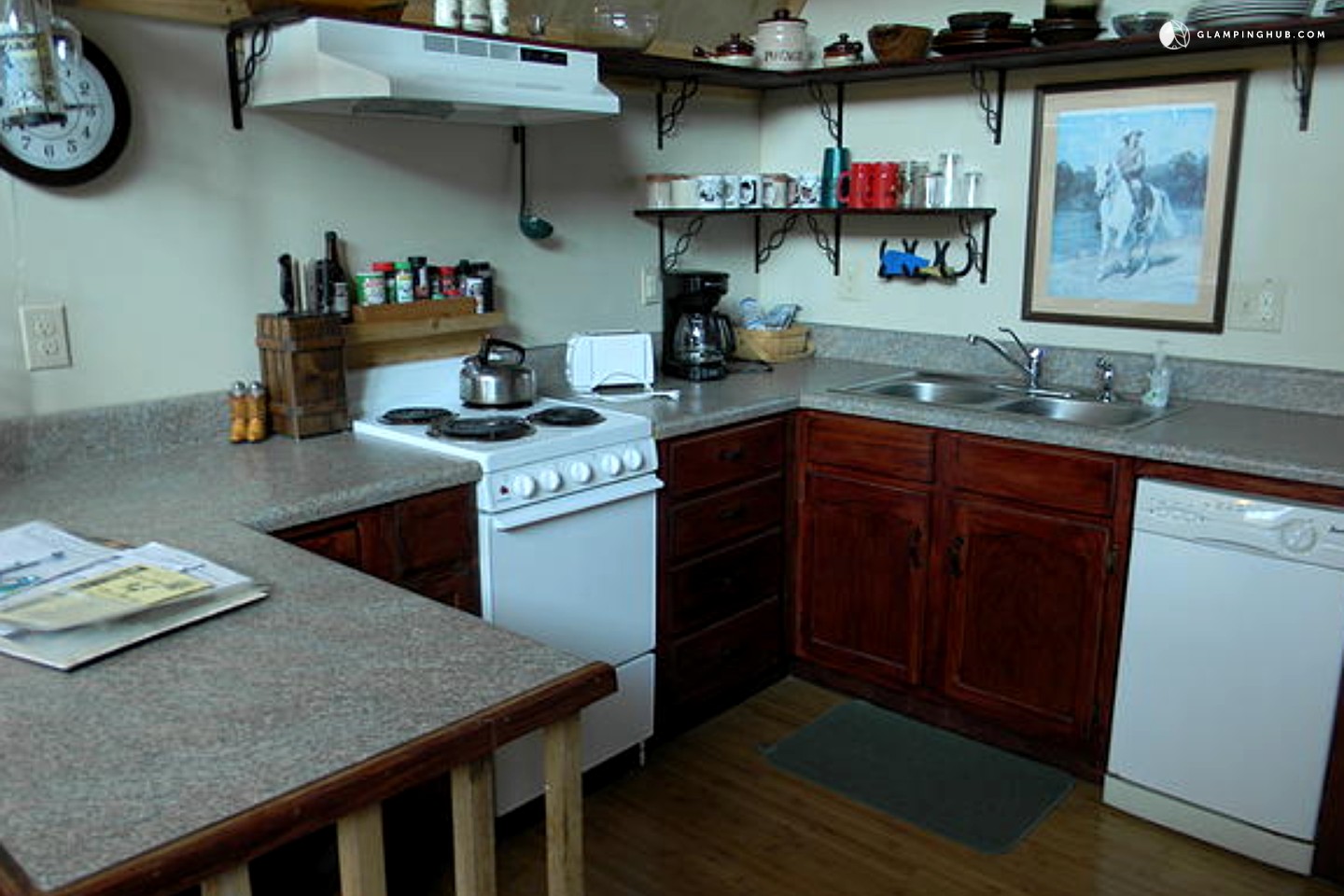 Mills River, North Carolina Hopaway Holiday Vacation and Leisure Services