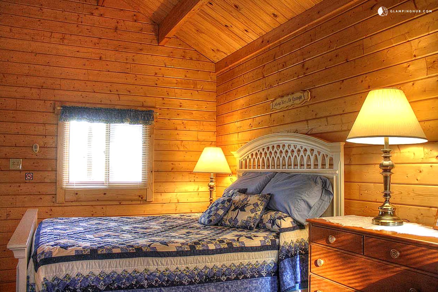 Penn Yan, New York Hopaway Holiday Vacation and Leisure Services