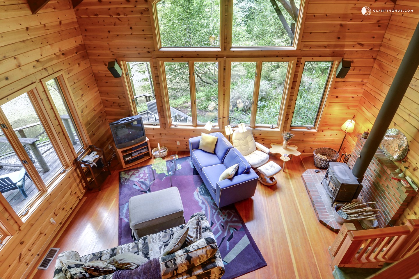 Cazadero, California Hopaway Holiday Vacation and Leisure Services